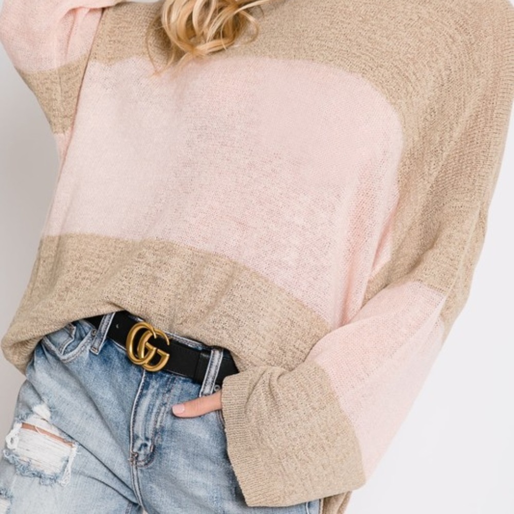 Store Closing‼️  Color Block Oversized Top - Picture 7 of 7